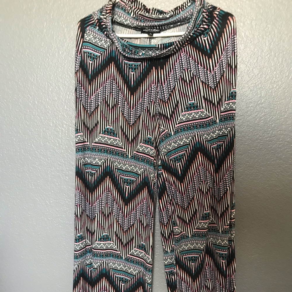 Multi color stretch pants